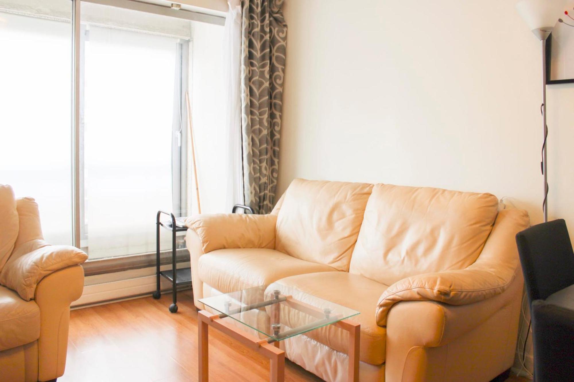 Spacious 3 With Balcony In * Parijs